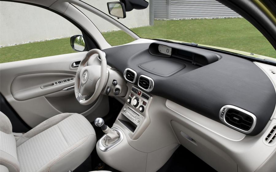  Citroen C3 Picasso 2009 года  (фото 49 из 242)